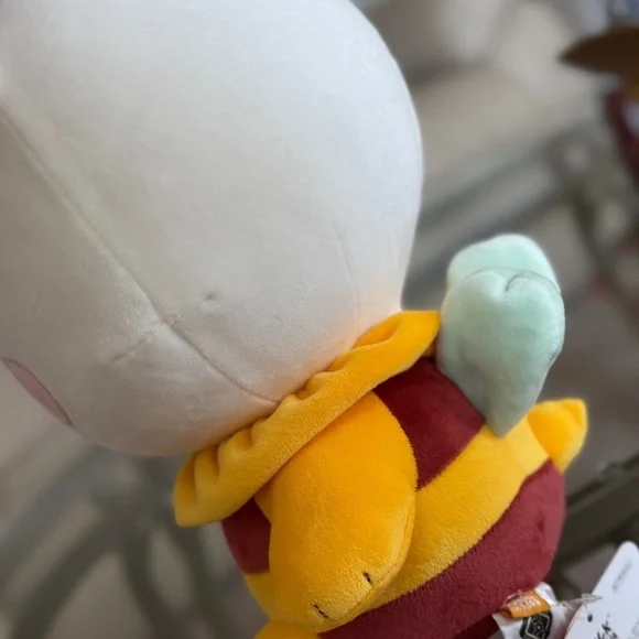 Squishmallows | Milka | White and Yellow Bee Plush - Picture 4 of 6